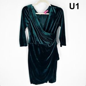 Betsey Johnson green velvet faux wrap dress sz 8